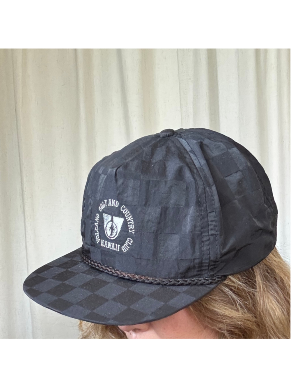 “Hawaii Volcano Golf and Country Club” Flat Bill Baseball Cap